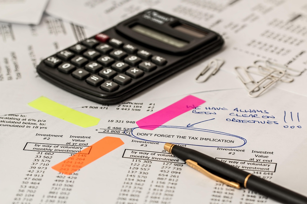 financial documents calculator